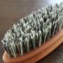 Petite Brosse à Barbe en Bois de Poirier - Fibres Végétales